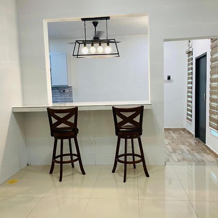 Nazirin Homestay No 27 Tmn Desa Manjung Lumut Εξωτερικό φωτογραφία