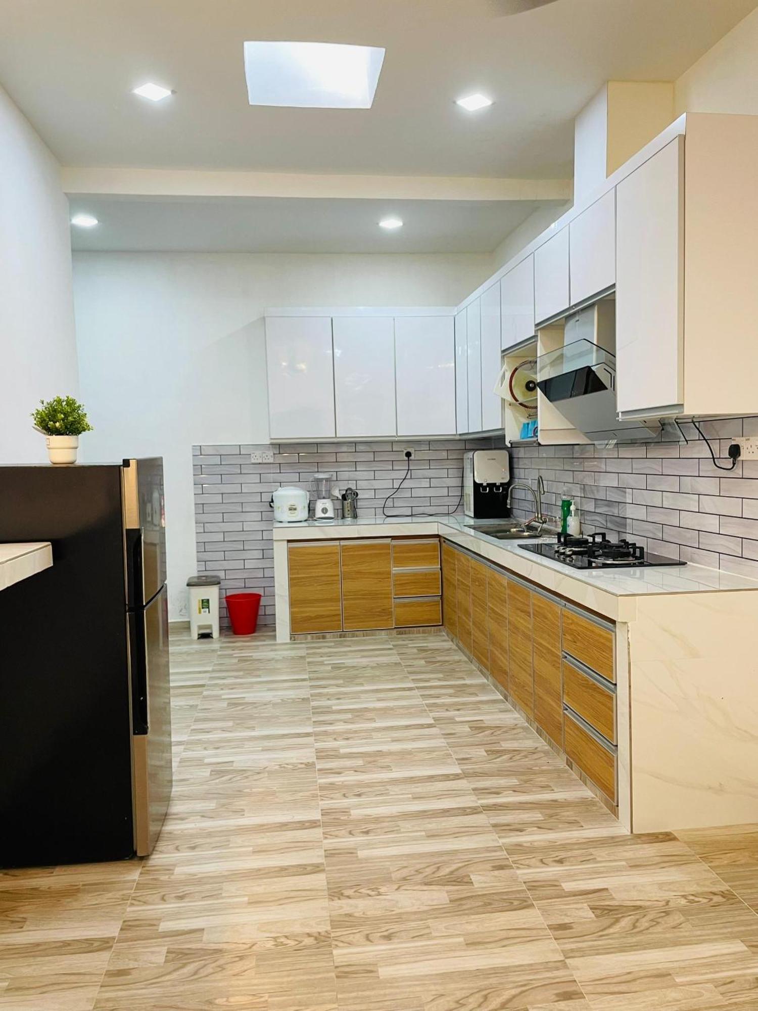 Nazirin Homestay No 27 Tmn Desa Manjung Lumut Εξωτερικό φωτογραφία